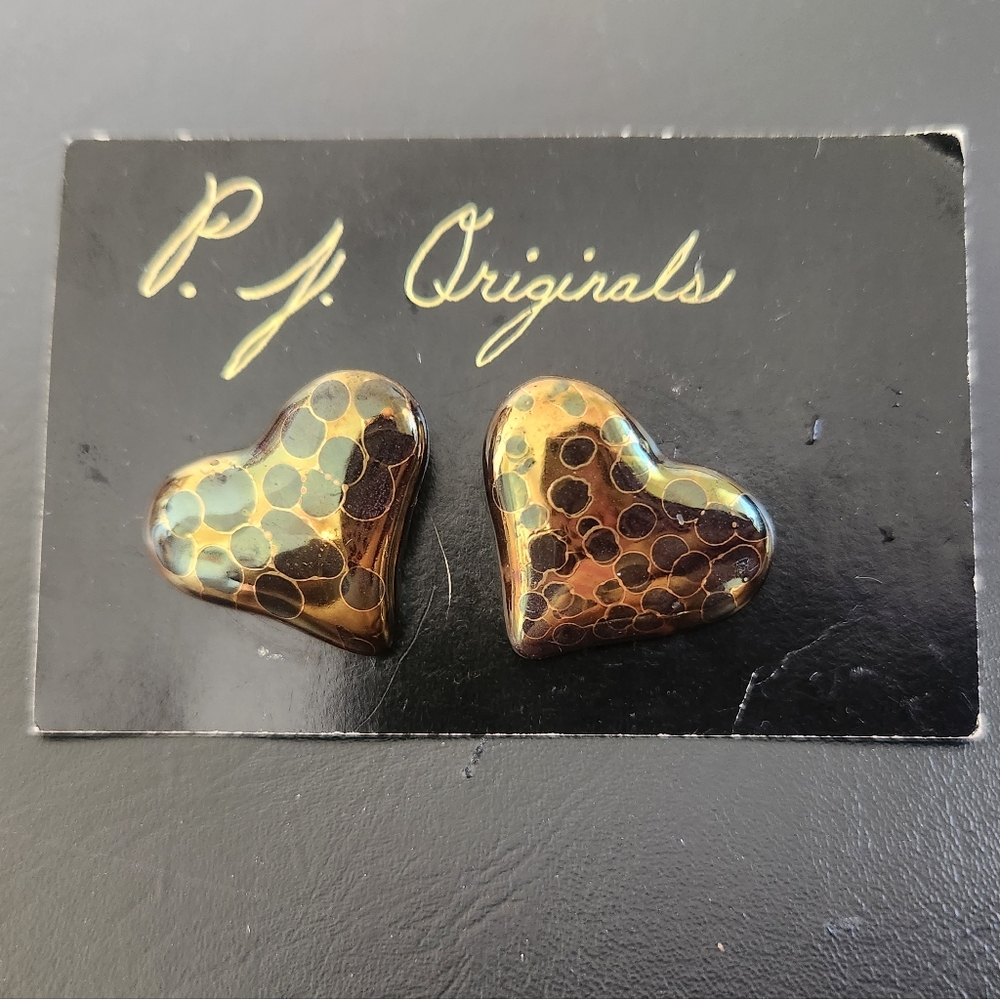 Vintage 80s Oversized Brown Heart Stud Earrings